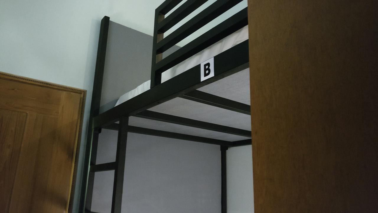 מנדלאי Kaung Hostel מראה חיצוני תמונה