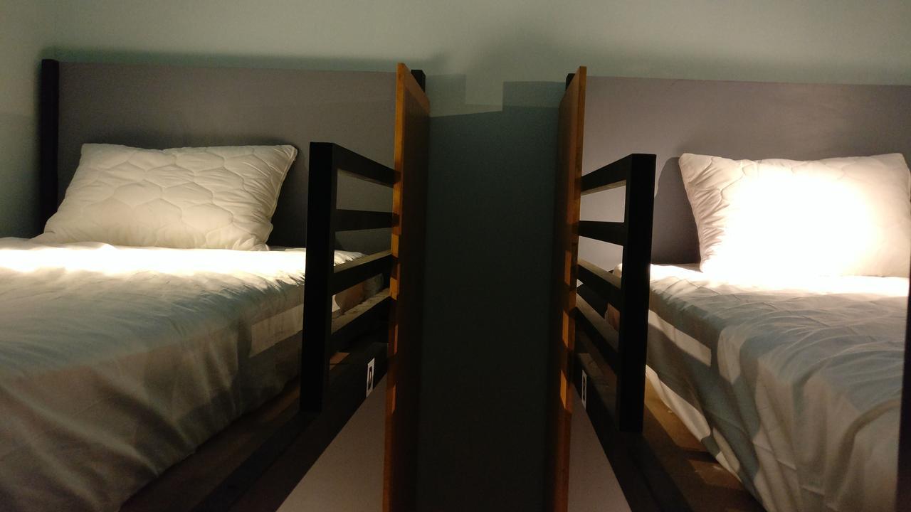 מנדלאי Kaung Hostel מראה חיצוני תמונה