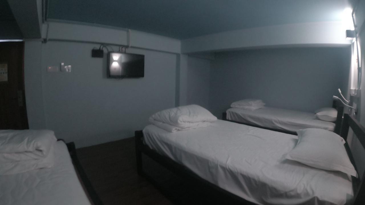 מנדלאי Kaung Hostel מראה חיצוני תמונה